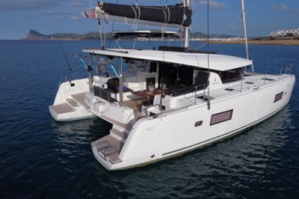 Rental Catamaran Lagoon Lagoon 42 Sant Antoni de Portmany