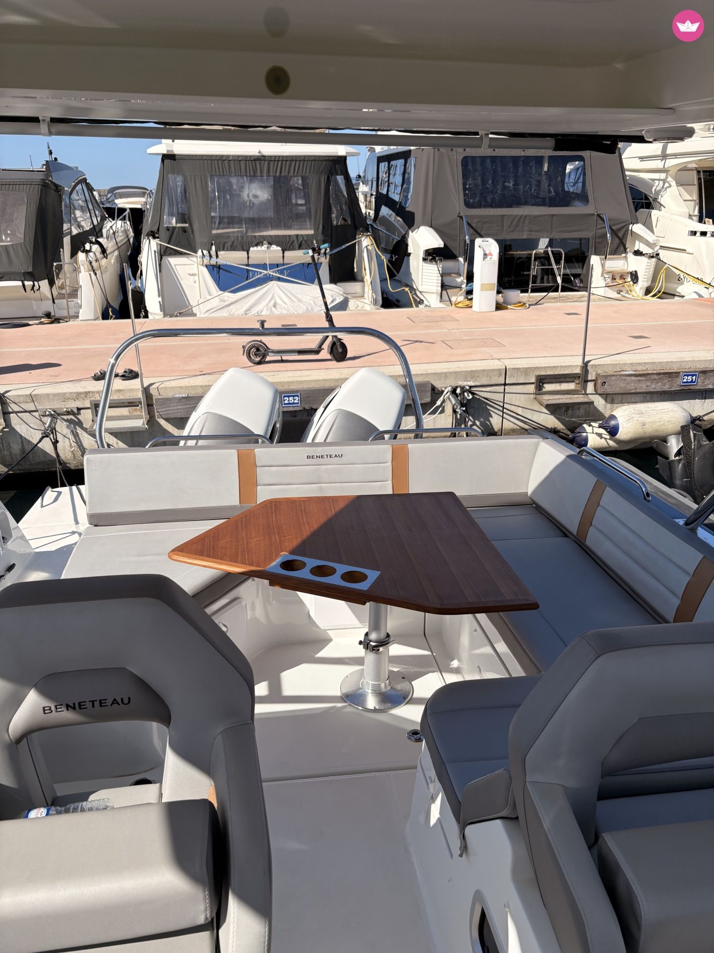 Yacht Beneteau Flyer 10 700cv 5