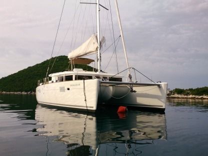 Charter Catamaran Lagoon Lagoon 450 Rogač