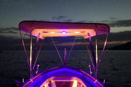 Чартер лодки без лицензии  Aperitivo al tramonto con skipper Специя