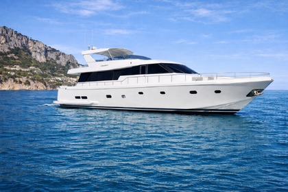 Charter Motor yacht canados 75 with jacuzzi and sky bar yacht yacht 24 meters Sorrento
