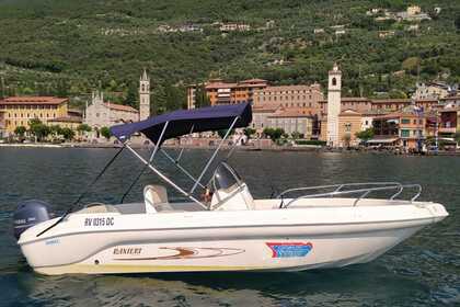 Чартер лодки без лицензии  Ranieri Shark 19 Castelletto