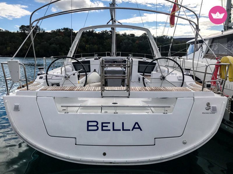 Beneteau Oceanis 45 (4 Cabs) in Kotor for hire