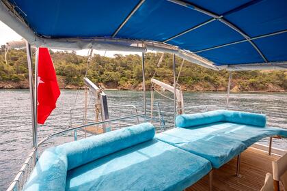 Custom built gulet with a capacity of 12 people