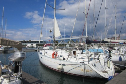 Noleggio Barca a vela Beneteau Oceanis Clipper 361 Torre Annunziata