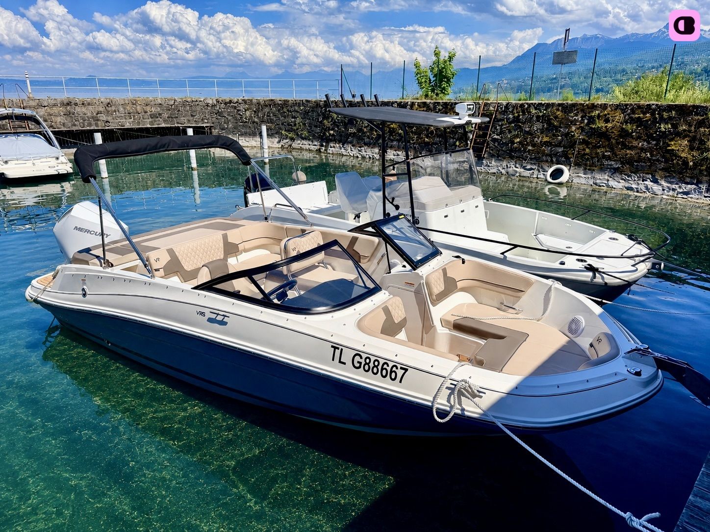 Bateau à moteur Bayliner VR5 200cv 6