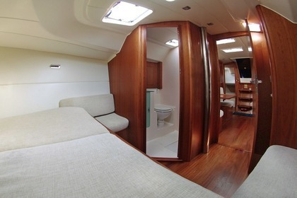Eminence 40