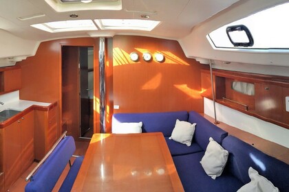 Whisper - Beneteau Oceanis 43