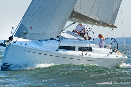 Hanse 315 Segelyacht mieten Sneek