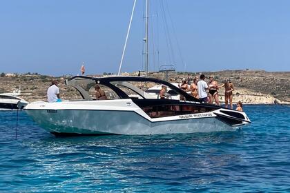 Rental Motorboat Para 36s - 4 hours ( half day) Malta