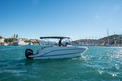 Charter Motorboat QUICKSILVER Activ 805 Open Split