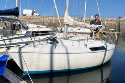 Hire Sailboat Jeanneau Brio Quiberon