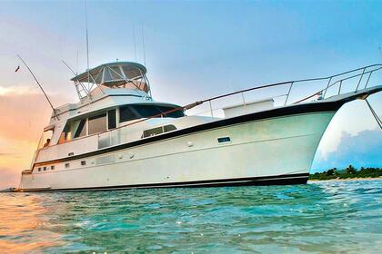 Hyra båt Motorbåt 60 Ft Miami Style Optional HOT TUB Miami