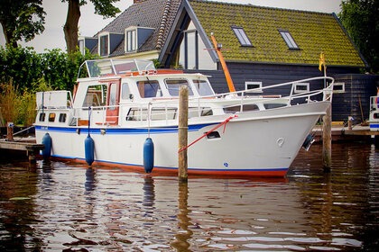 Rental Houseboat Blauwe Hand 1300 Woubrugge