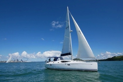 Rental Catamaran Jeanneau Sun Odyssey 42 Ds Phuket