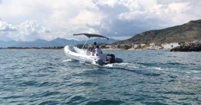 Location Semi-rigide Italboats Predator 599 Sperlonga