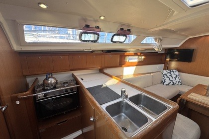 Aluguel Veleiro Bénéteau Oceanis 34 La Rochelle