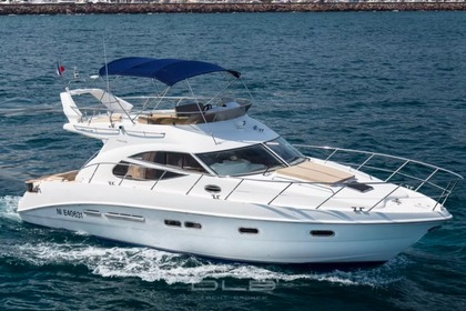Location Yacht à moteur Sealine F42/5 Saint-Tropez