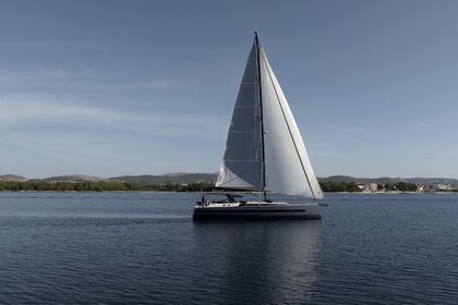 Charter Sailboat Beneteau Oceanis 62 Šibenik