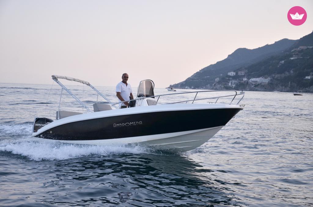 Bateau à moteur Orizzonti