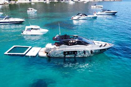 Location Bateau à moteur Cranchi M 44 Ht Cannes