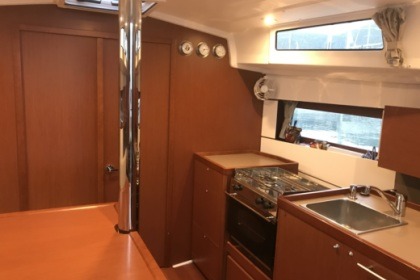 Miete Segelboot Beneteau Oceanis 38.1 Baška Voda