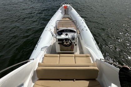 Hyra båt RIB-båt Sacs Marine S680 Arcachon