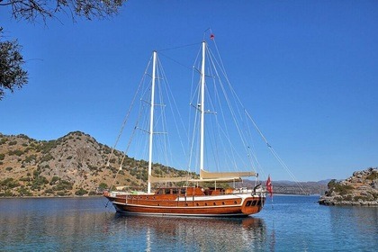Beautiful 30 meter classic gulet with style