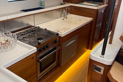 Location Voilier Amel 50 Cavalaire-sur-Mer