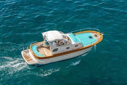Rental Motorboat Cantiere Maresca Sparviero 9,5 m Positano
