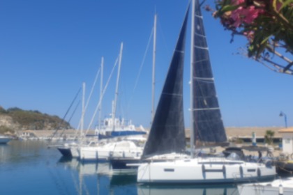 Noleggio Barca a vela Jeanneau Sun Odyssey 410 Performance Tropea