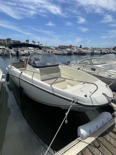 Le Barcarès Motorboat Quicksilver OPEN ACTIV 6.75 alt tag text