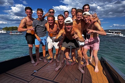 Raptor Parasailing 37