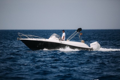 Alugue este iate para conhecer Menorca e suas prai