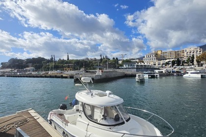 Rental Motorboat Quicksilver 640 Pilothouse Funchal