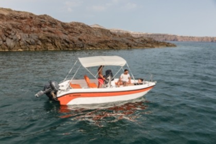 Discover Santorini: Private License-Free Boat Experience