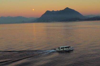 Noleggio Barca a motore VIDOLI TAXI BOAT - Lake Maggiore Stresa