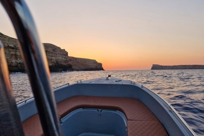 Discover Adventure with Our Storm Marine Storm 17 Motorboat in Kissamos!