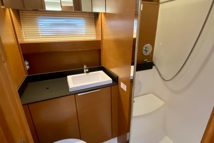 GERMAN BAVARIA S40 YACHT