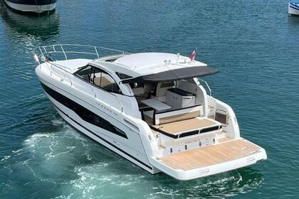 Location Bateau à moteur Jeanneau Leader 36 Cogolin