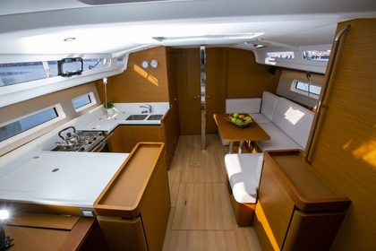 Jeanneau Sun Odyssey 440