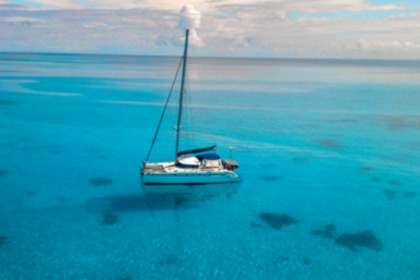 Charter Catamaran Fountaine Pajot Belize 43 French Polynesia