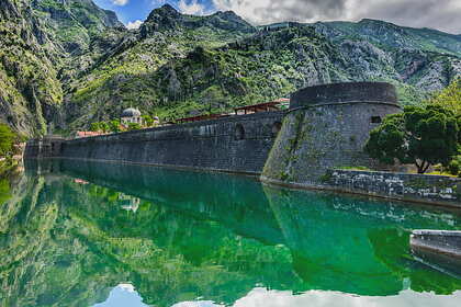 Black Pearl private tour Blue Cave & Lady of the rocks