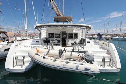 Charter Catamaran Lagoon-Bénéteau Lagoon 450 - 4 + 2 cab. Pirovac