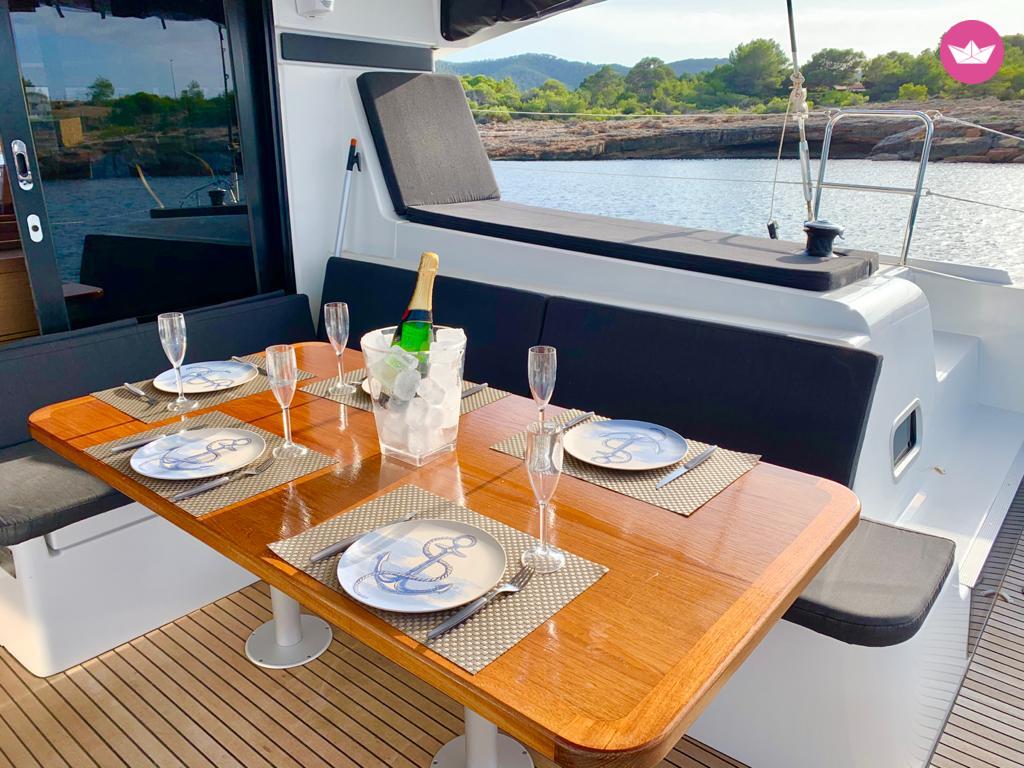 Catamaran Lagoon Lagoon 42 12.8m 6