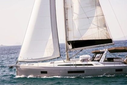 Charter Sailboat  Oceanis 51.1 Kos
