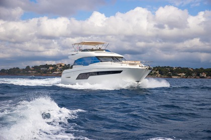 Noleggio Barca a motore PRESTIGE YACHT 630 S Saint-Raphaël