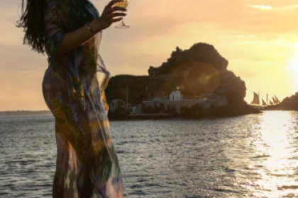 Explore Santorini with Luxury Catamaran!