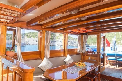 A Smile on the Sea: KUGU 1