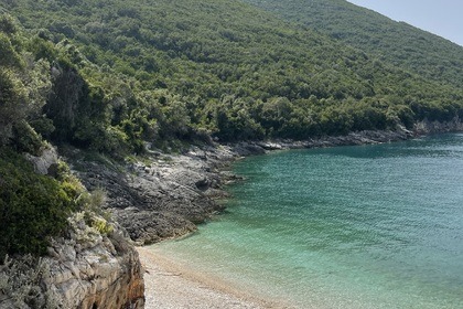 Olympia 008 Speedboat